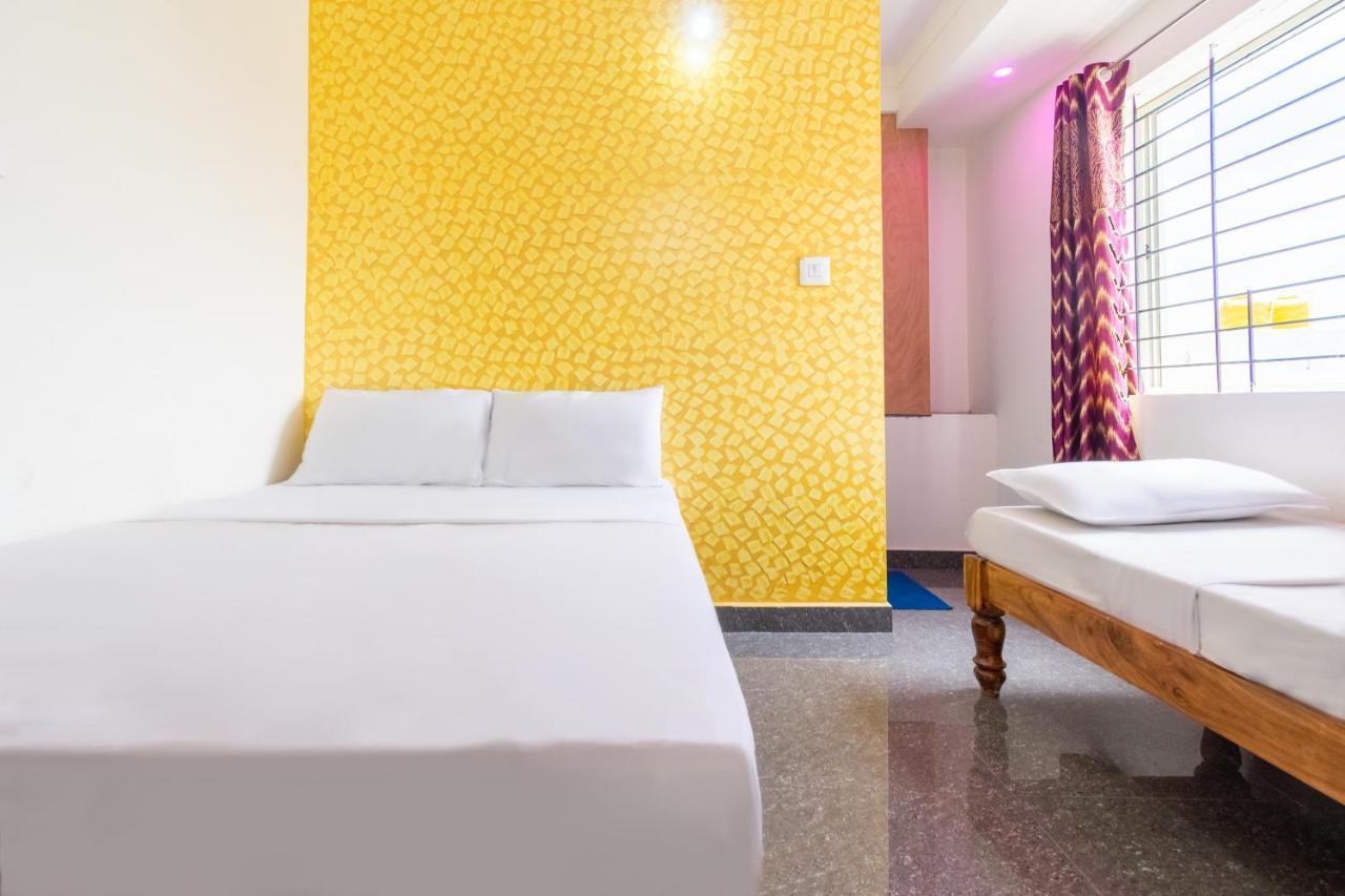 Готель Spot On 45103 Galaxy Grand Narasimharaja Puram Екстер'єр фото